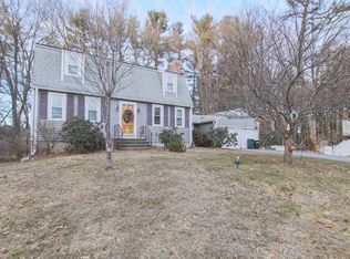 9 Fordway Rd, Townsend, MA 01469