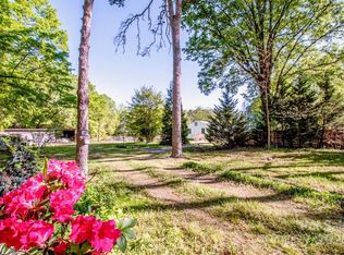 524 Dawn Cir, Charlotte, NC 28213