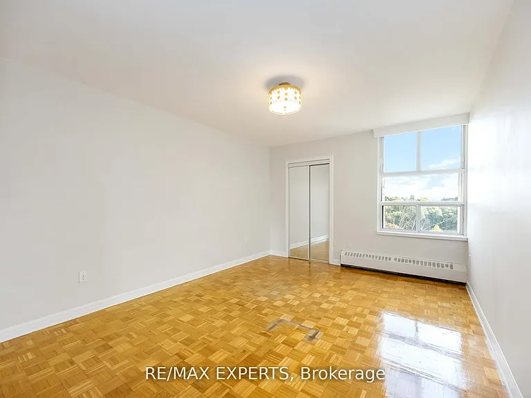 360 Ridelle Ave #612 — Photo 18