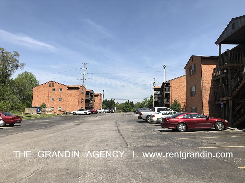 2nd image of 3352 Hershberger Rd NW APT 17