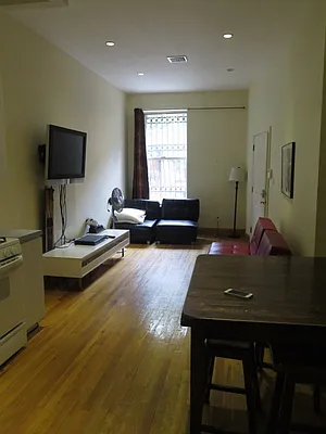 Rented by Bohemia Realty Group | media 17