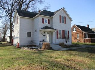 448 N 9th St, Breese, IL 62230