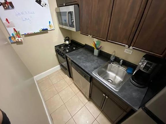 5th image of 1937 W Patterson Ave #301