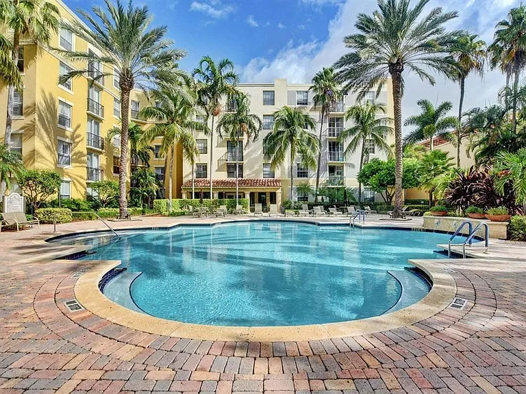651 Okeechobee Blvd #1204 — Photo 23