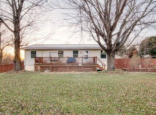 1275 Cambria St NE, Christiansburg, VA 24073