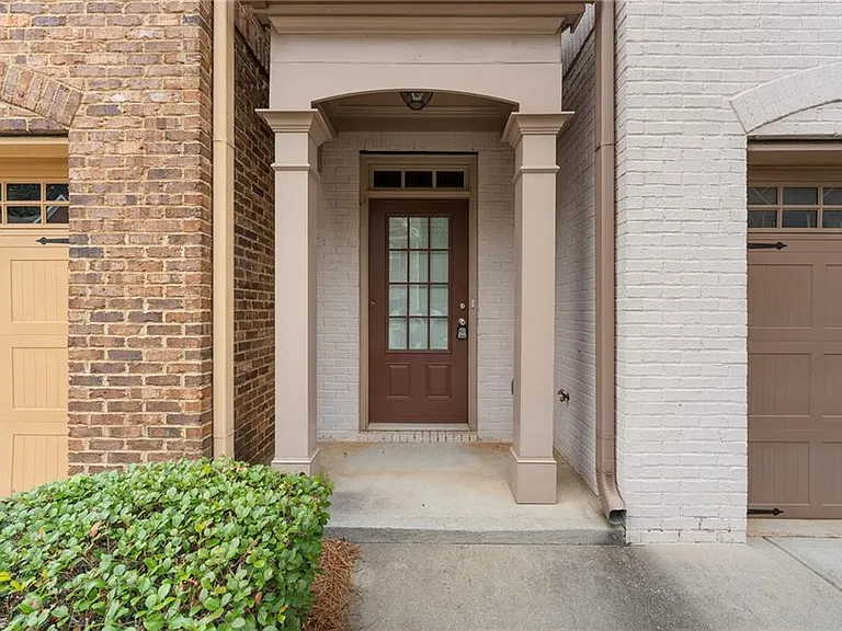 318 Knelston Oak Dr — Photo 3