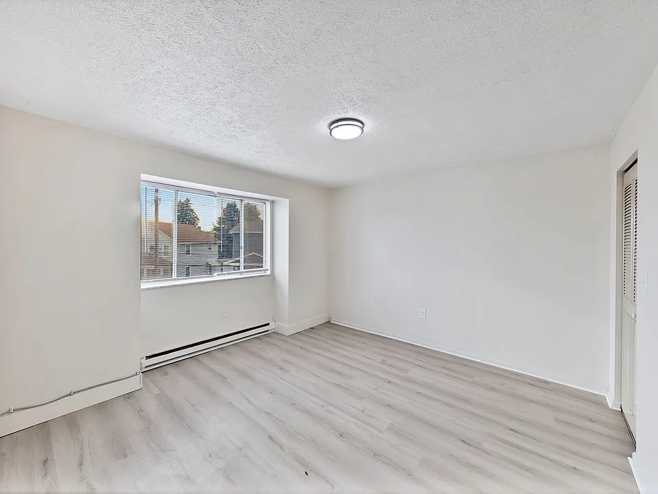 192 Pennsylvania Ave #2