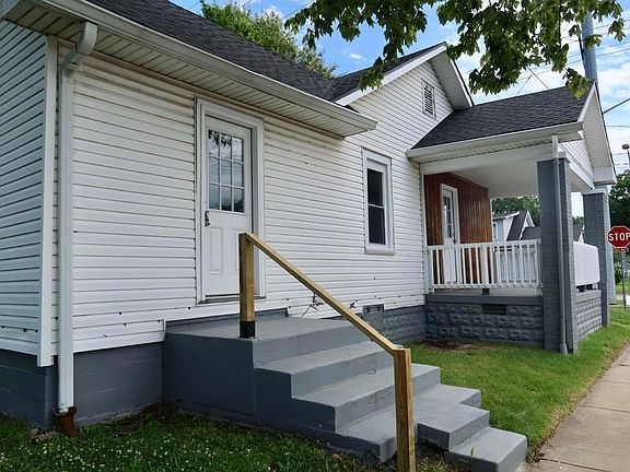 3rd image of 1565 Lodge Ave