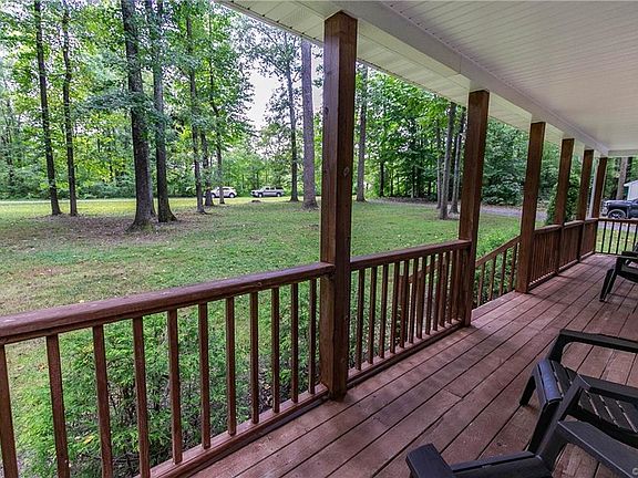 4th image of 283 Forest Ln