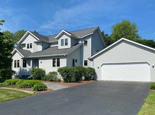 12750 Wilmington Close, Roscoe, IL 61073