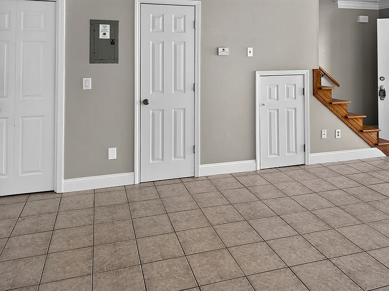 348 Tarpon Ave #6 — Photo 7