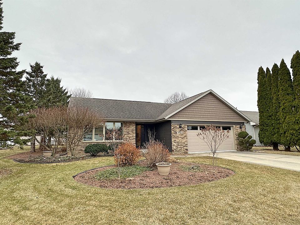 1st image of 3806 Goldenrod Pl