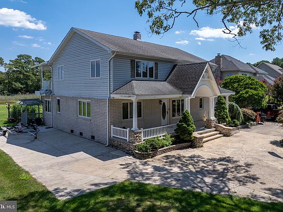 3rd image of 10536 Sussex Rd