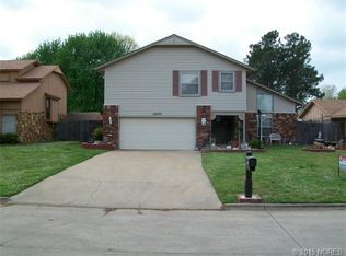 2605 S 27th St, Muskogee, OK 74401