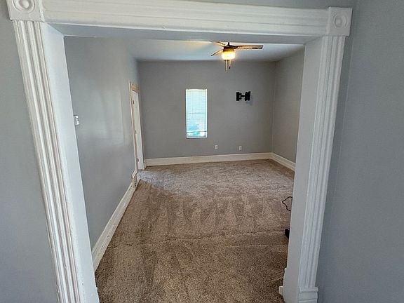 4th image of 303 N Williams St #1