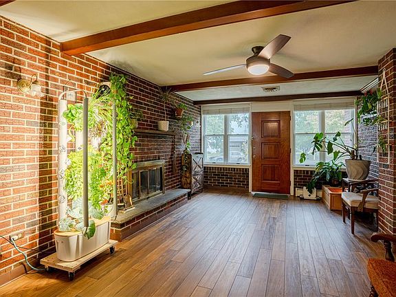 4th image of 1725 Mark Twain Cir