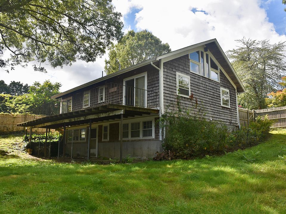 1st image of 82 Gooseberry Lane
