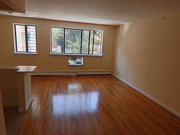 5th image of 75A Cooper St APT 2A