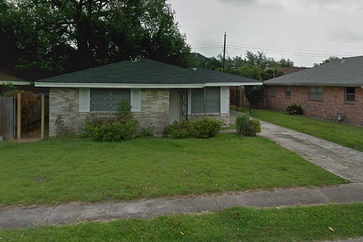 2nd image of 1516 Tropic Dr