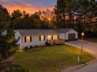 3401 Brookside Dr, Christiansburg, VA 24073