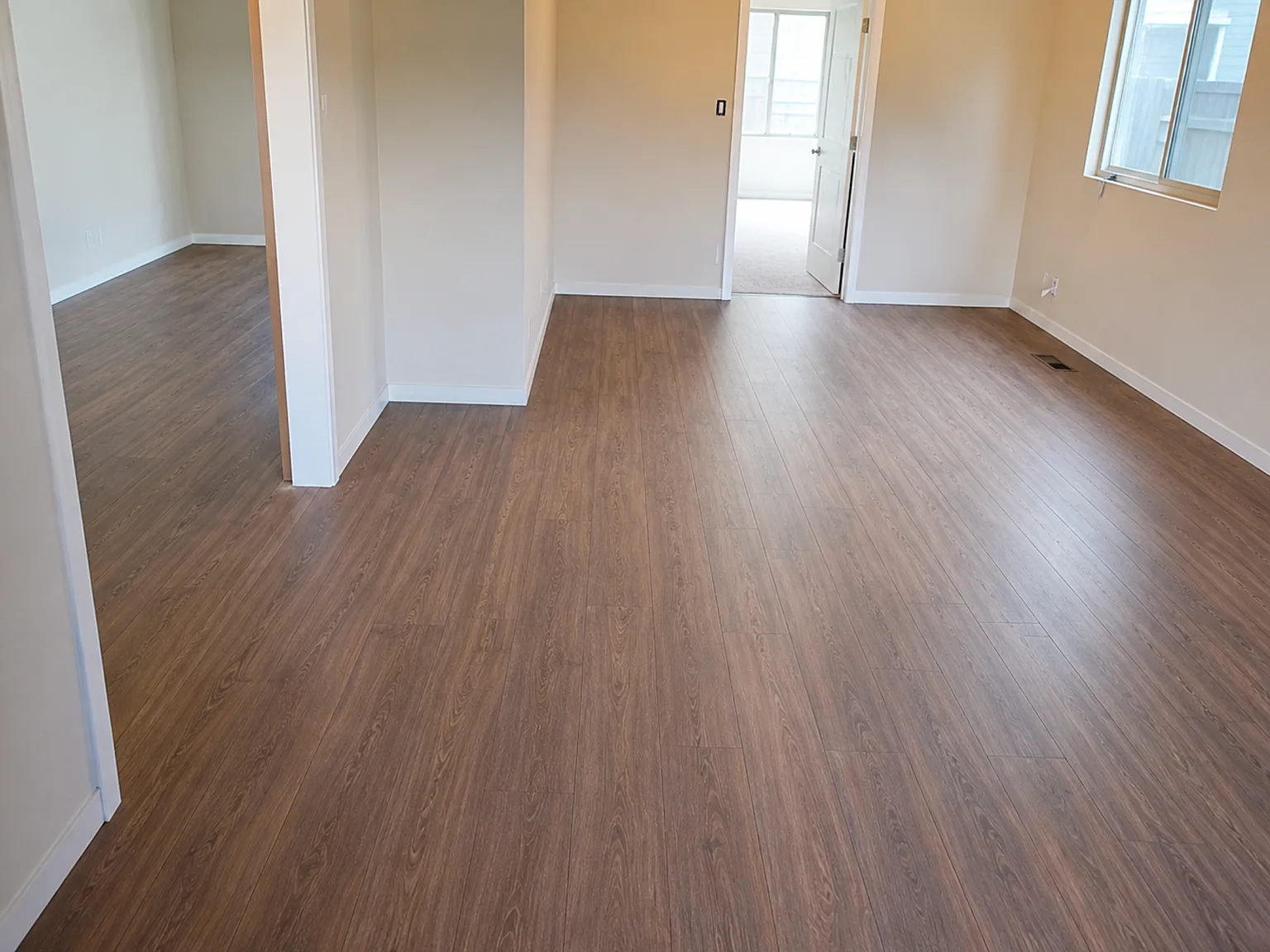3 bed, 1660 sqft, $3,200 — Photo 2