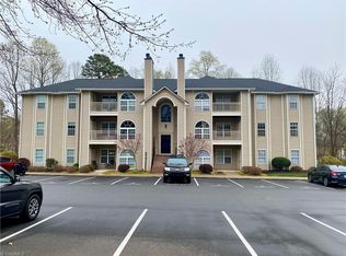 6702 W Friendly Ave UNIT 3E, Greensboro, NC 27410