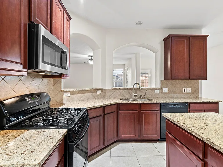 16710 Jelly Park Stone Dr — Photo 12