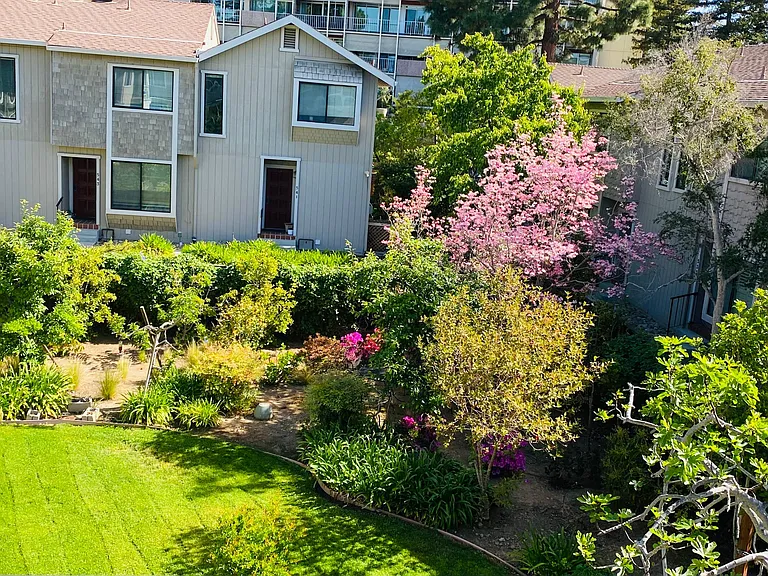 837 Cowper St #M — Photo 40