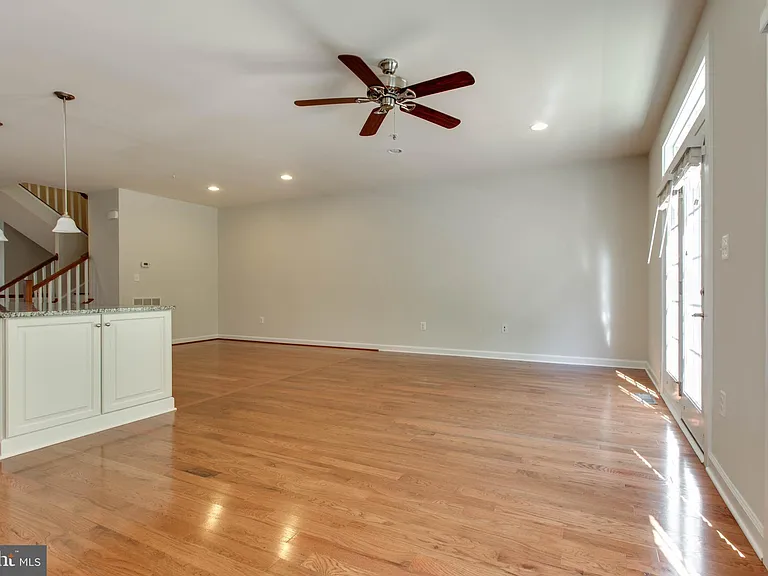 7872 Patterson Way — Photo 10