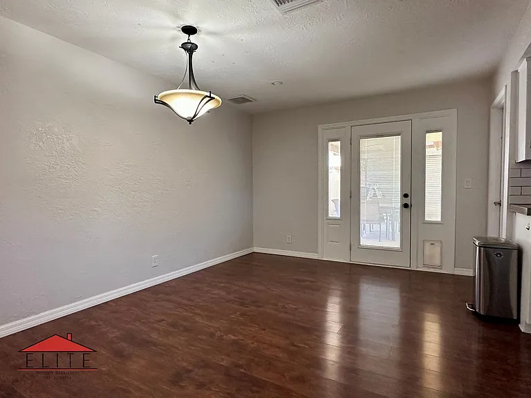 224 Larkspur St — Photo 7