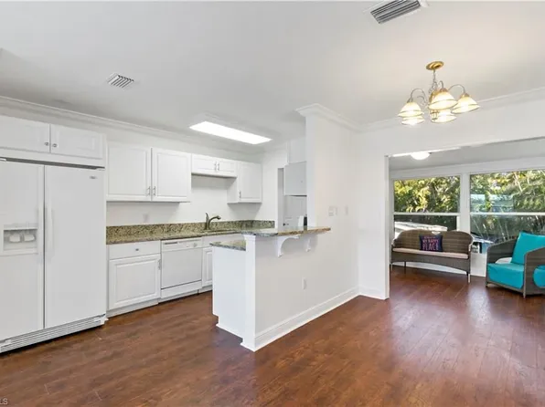 861 Courtington Ln #4, Fort Myers, FL 33919