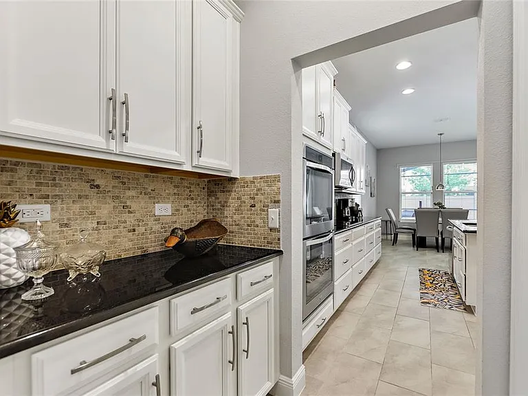 8719 Crescendo Ave — Photo 13