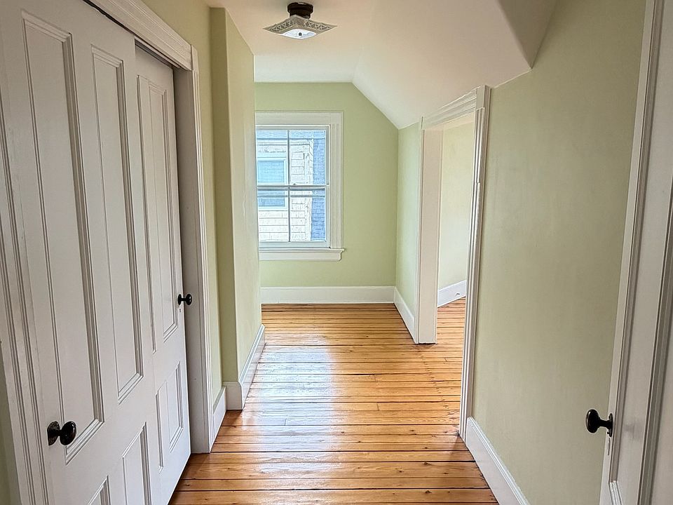 Hallway into turret room