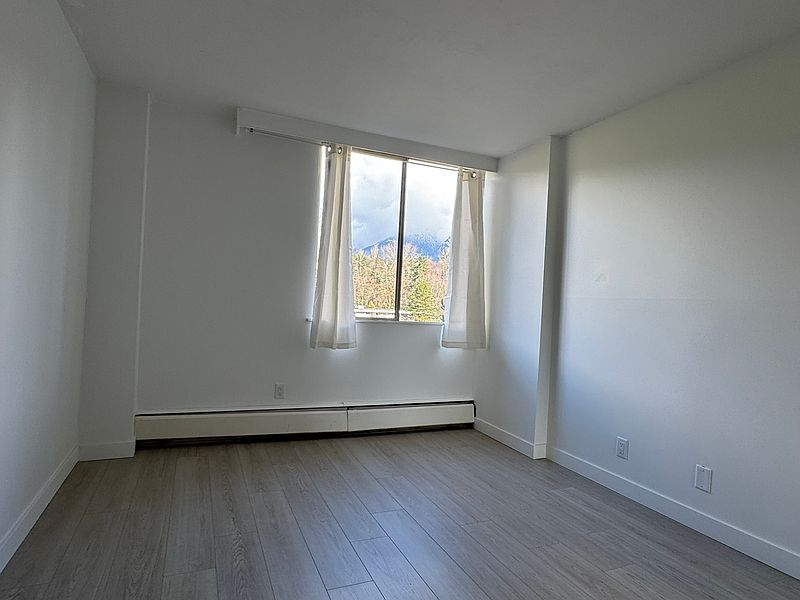 North Vancouver Apartment for rent - 1 Bedroom — photo 8