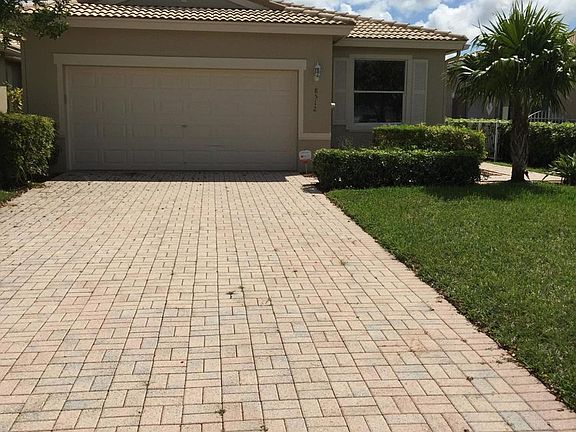 2nd image of 8512 Water Cay