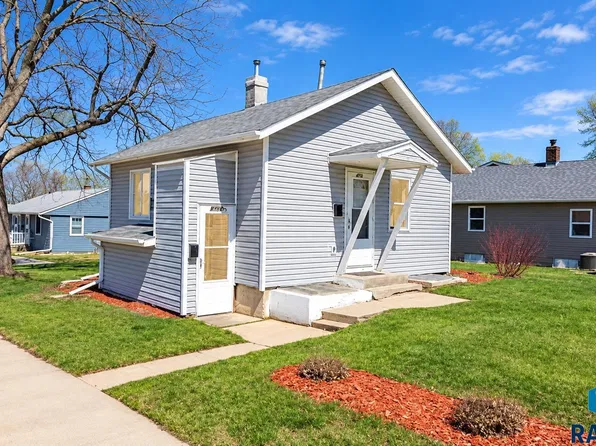 2700 E 12th St #2, Sioux Falls, SD 57103