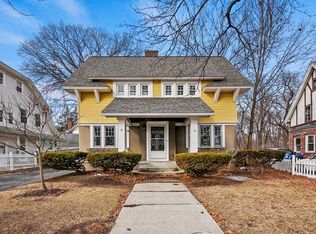 4 Chalmers Rd, Worcester, MA 01602