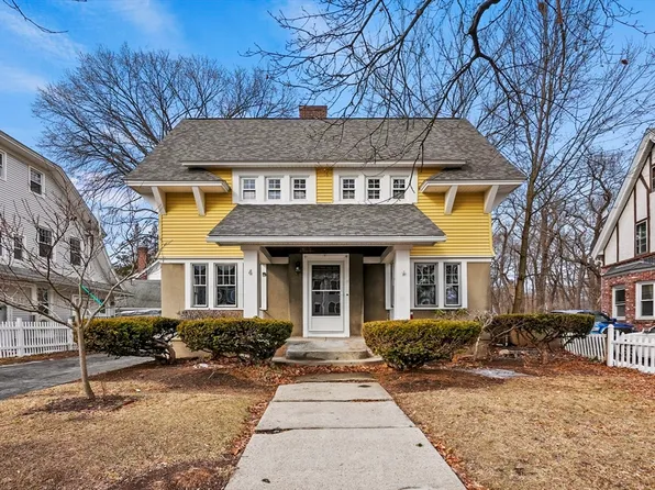 4 Chalmers Rd, Worcester, MA 01602