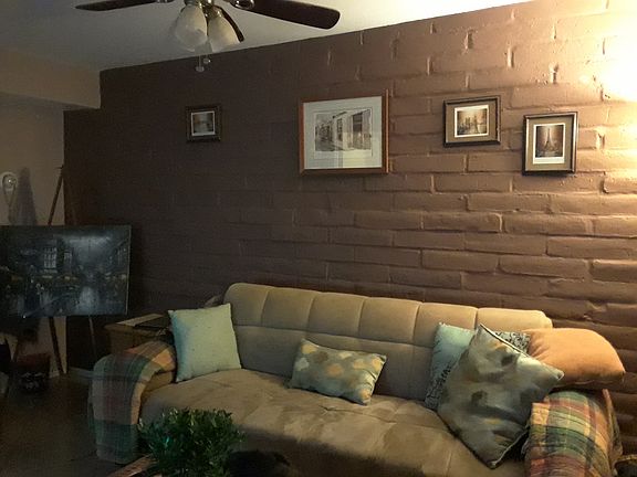 3rd image of 137 W Camino Manzana