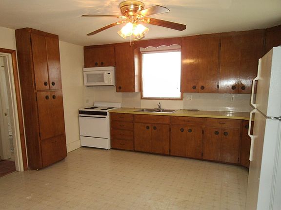 Open kitchen