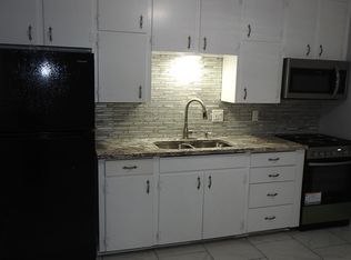 110 Drake St APT A, Kansas City, MO 64119