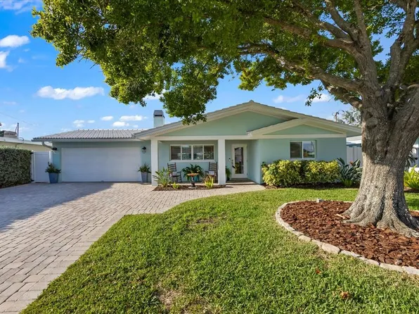 350 La Hacienda Dr, Indian Rocks Beach, FL 33785