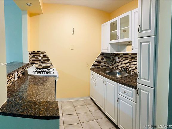 2nd image of 100 NW 204th St APT 16