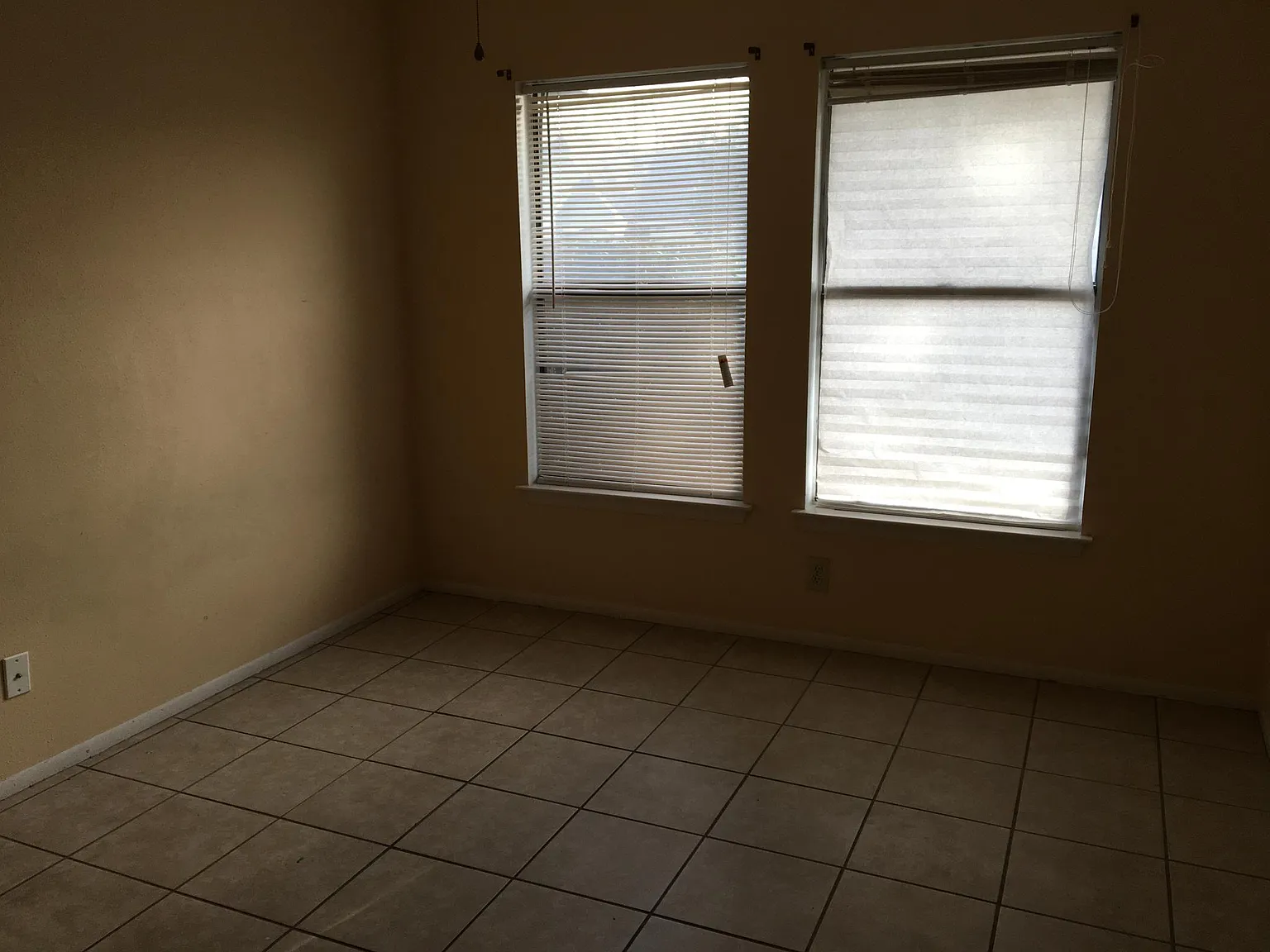 3 bed, 1809 sqft, $1,800 — Photo 3