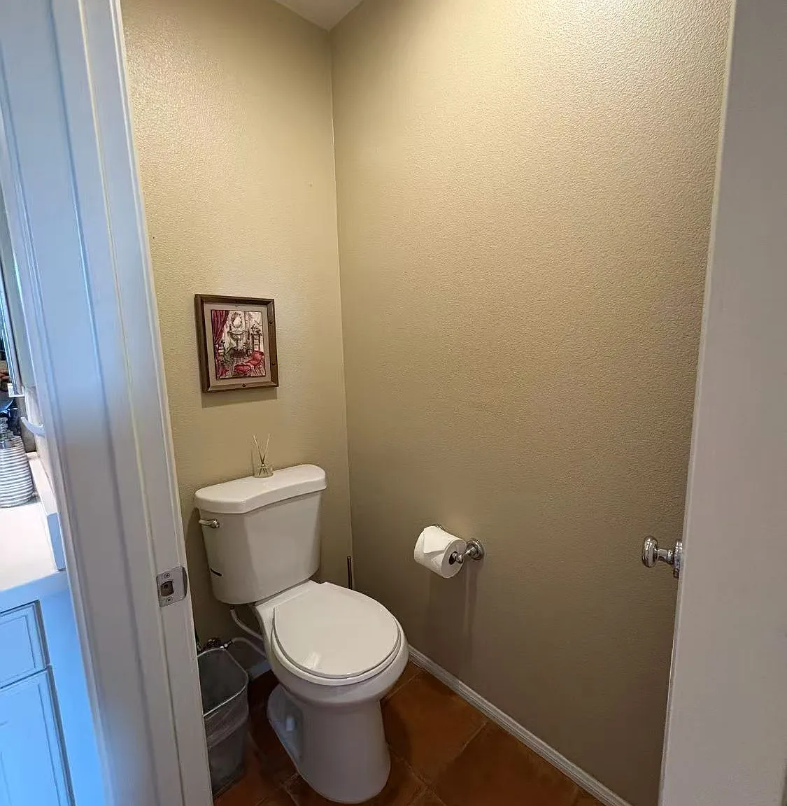 N Sweetbriar Ln, Azusa — Photo 4