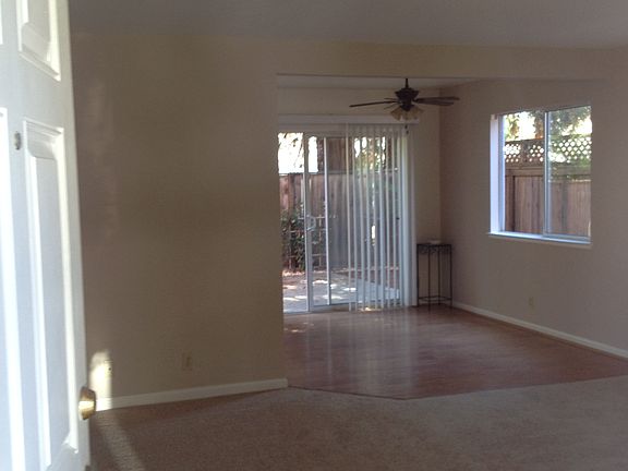 2nd image of 119 Garden Cir