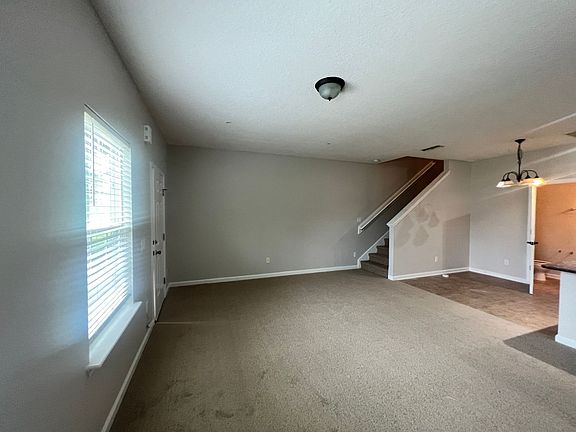 5th image of 482 Hopewell Dr Unit 9C