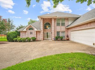 206 Logan Ln, Stephenville, TX 76401