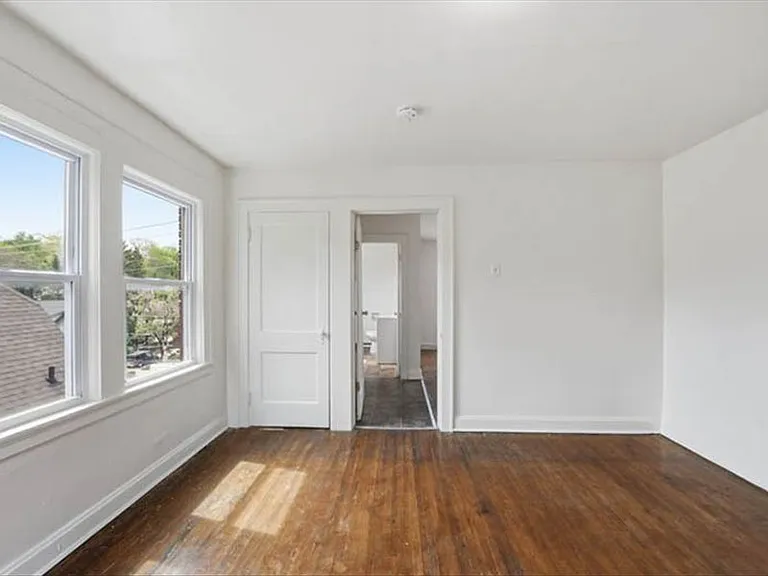 3970 Vine St #7 — Photo 8