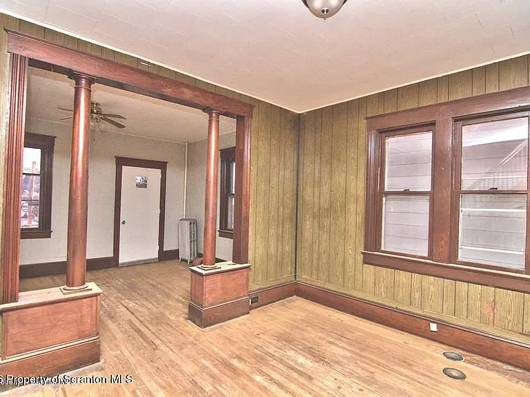 34 Simon Block Ave — Photo 17